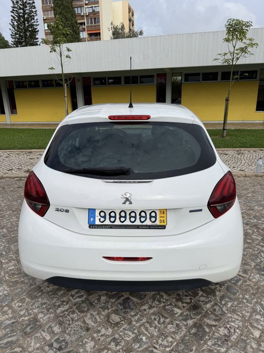 Peugeot 208 BlueHDi foto 5