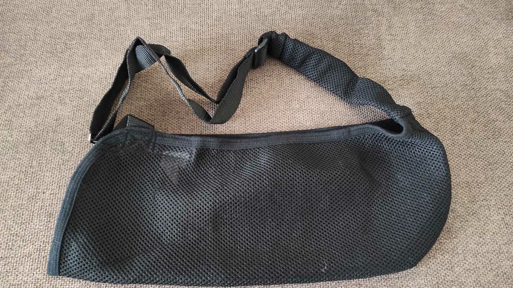 Бандаж-підтримувач руки (хустинка)