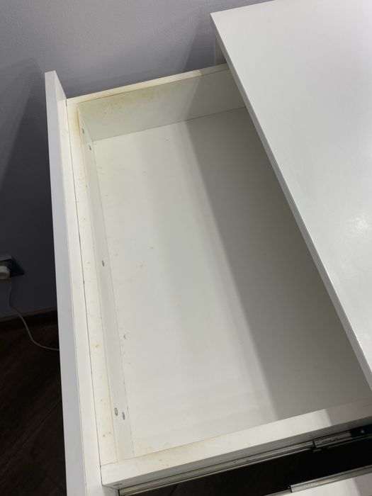 Стіл для візажиста, туалетнмй столик