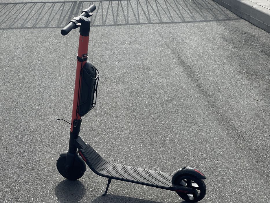Продам Самокат Segway