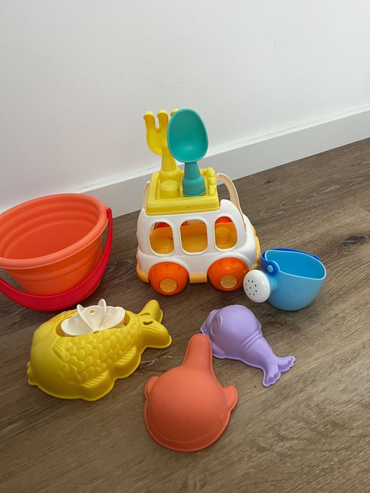 Brinquedos de praia para crianças