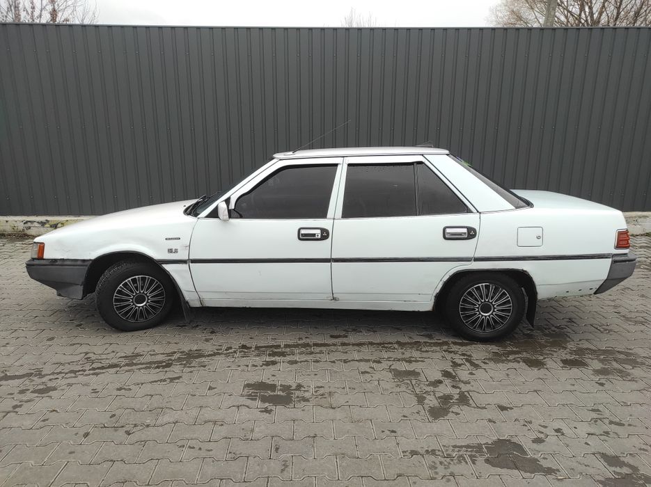 Mitsubishi Galant 5