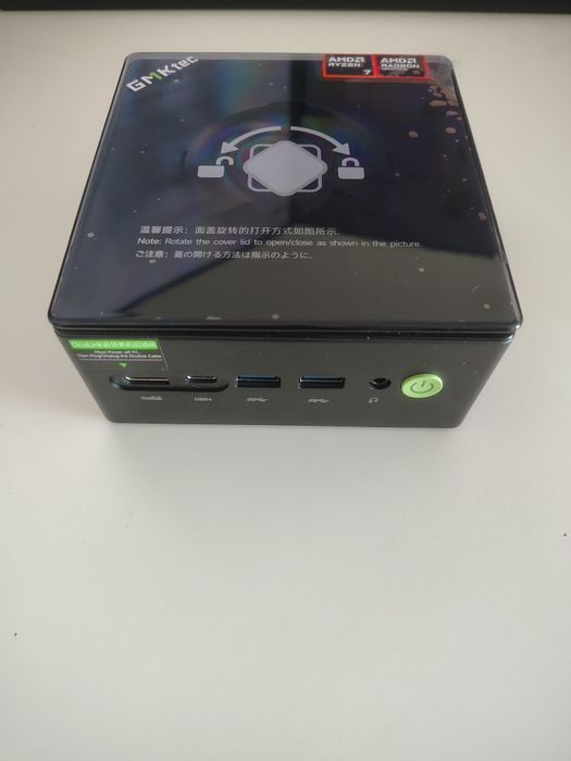 Komputer GMKTEC K8 Plus R7-8845HS 32GB RAM 1TB SSD Wi-Fi Windows 11 Professional