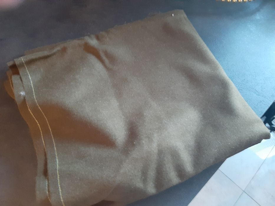 Tkanina prl vintage zielona oliwka kolekcja babcia garnitur kawałek su