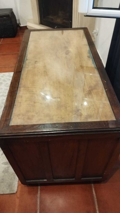 Mesa e cadeira Antigas (Séc.XlX-Como Novas)