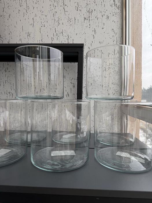 Скляні вази нові