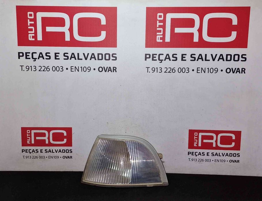 Pisca Frente Esquerdo 30806986 - VOLVO V40 Combi