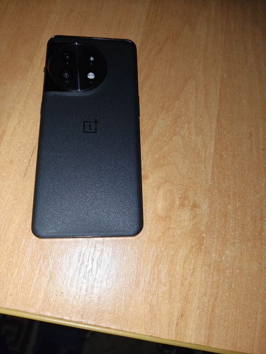 Продам  OnePlus 11