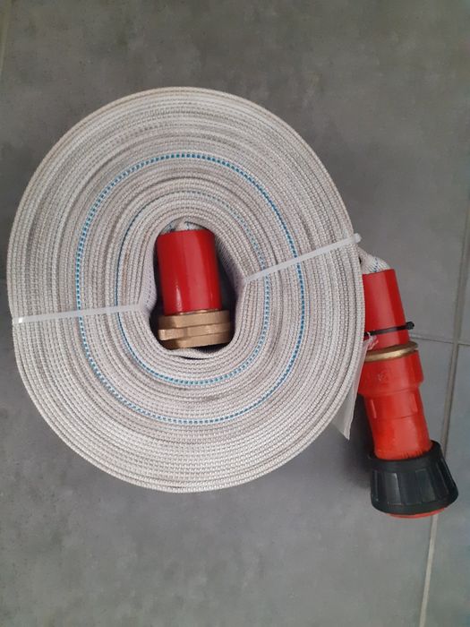 Mangueira de incêndios (60 metros).