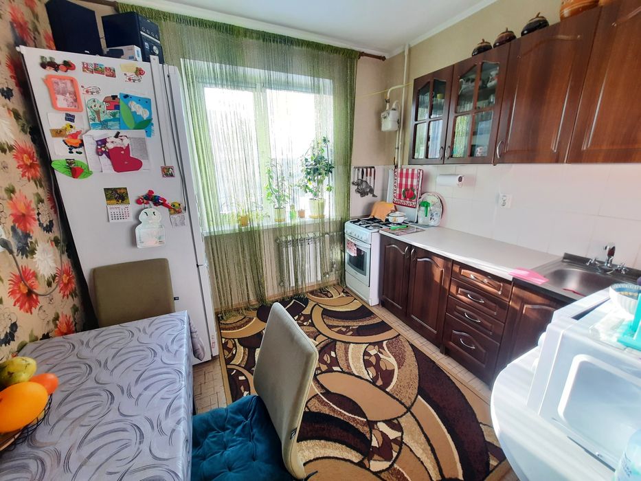 Продам 1к квартиру з ремонтом 10мкр