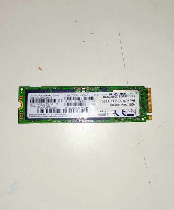 SSD 256Gb Samsung M.2 NVMe MZ-VLB2560