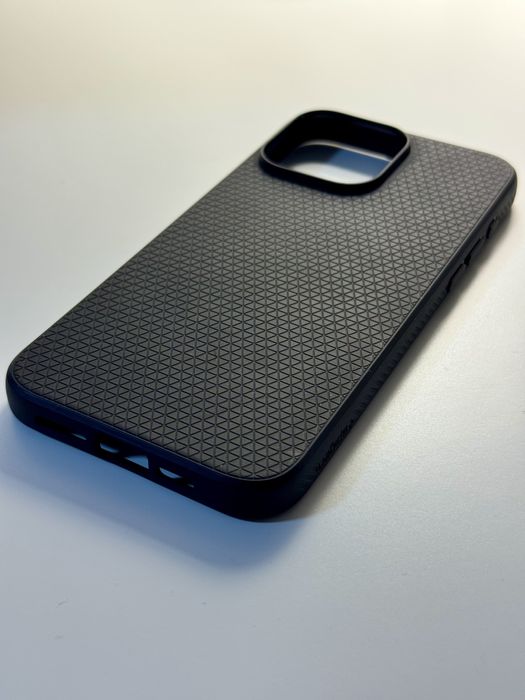 Чохол Spigen для Apple iPhone 15 Pro Max Black