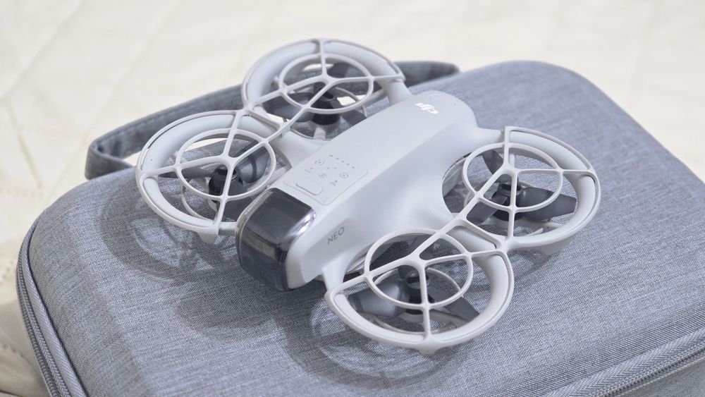 Drone Dji Neo com caixa