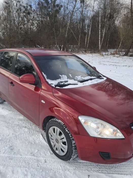 Kia ceed 1.4 бензин