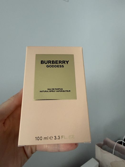 Burbery Godess perfume novo 100ml