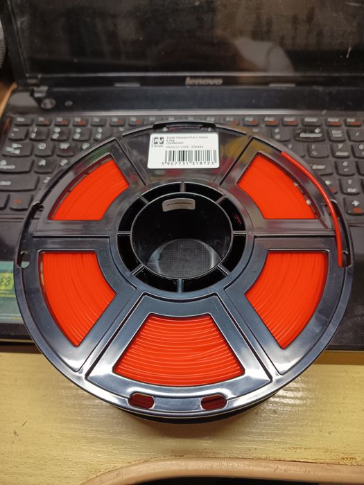 Filament czerwony PLA