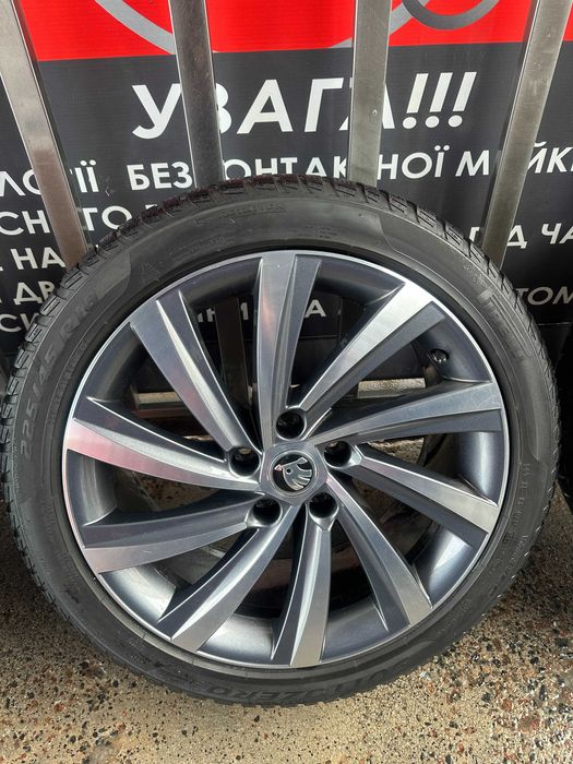 R18 легкосплавні диски Octavia А8 5x112 18" 7,5j et48 5E3601025AS