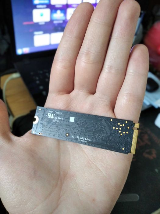 Швидкий SSD M.2 NVMe 128GB Wibrand +Windows10(Готовий до використання)