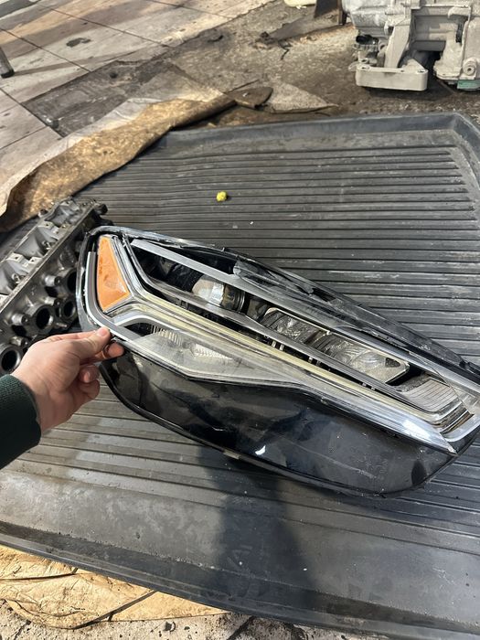 Audi A6C7 фул лед права