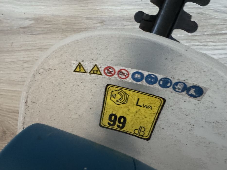 Elektryczne nożyce do żywopłotu Heckekshere