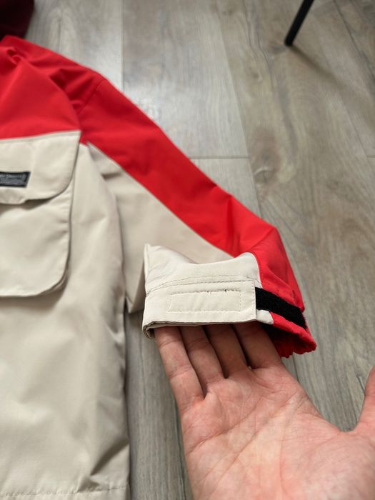 Ветровка Levi’s S размер