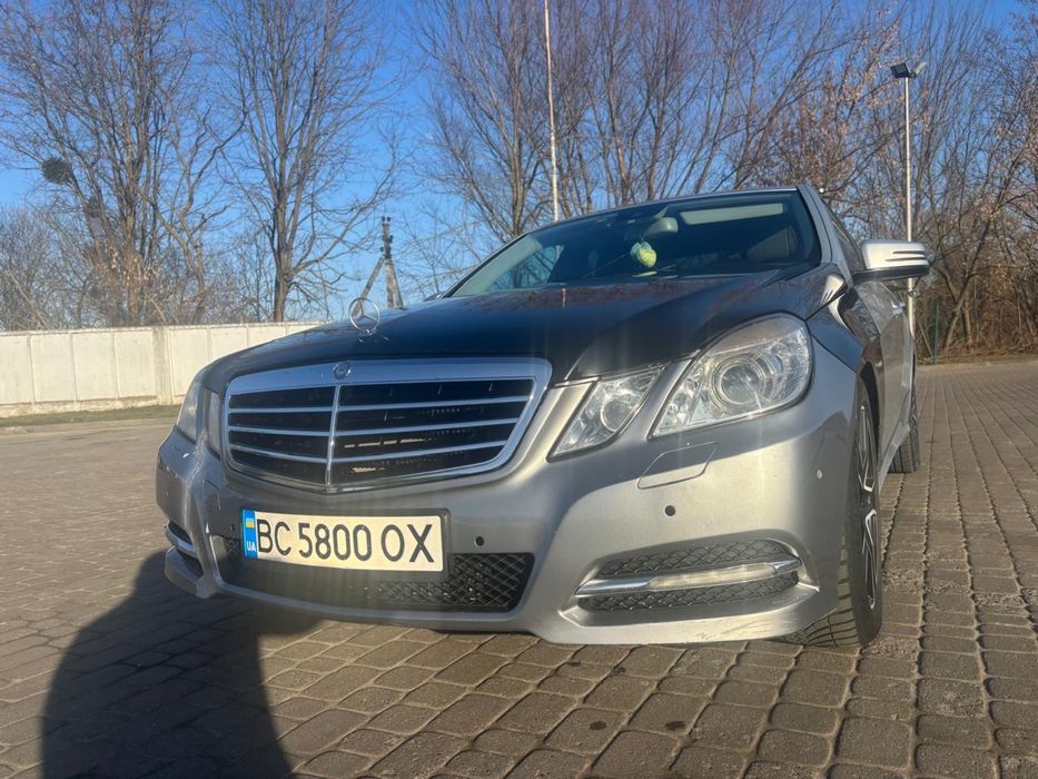 Mersedes-Benz W212