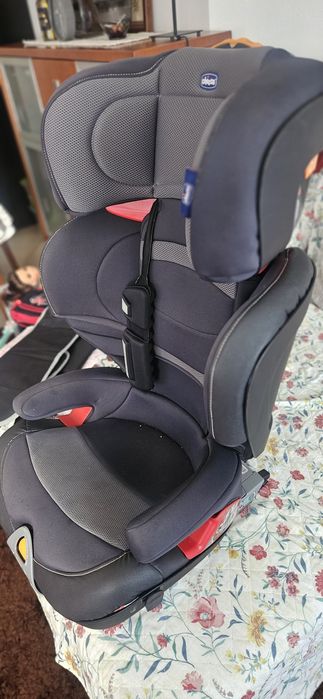 Cadeira criança Chicco.