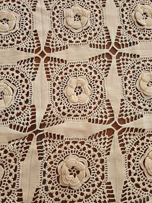 Colcha branca em renda