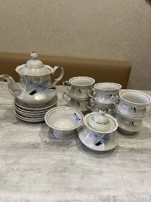 Сервиз чайный фарфор