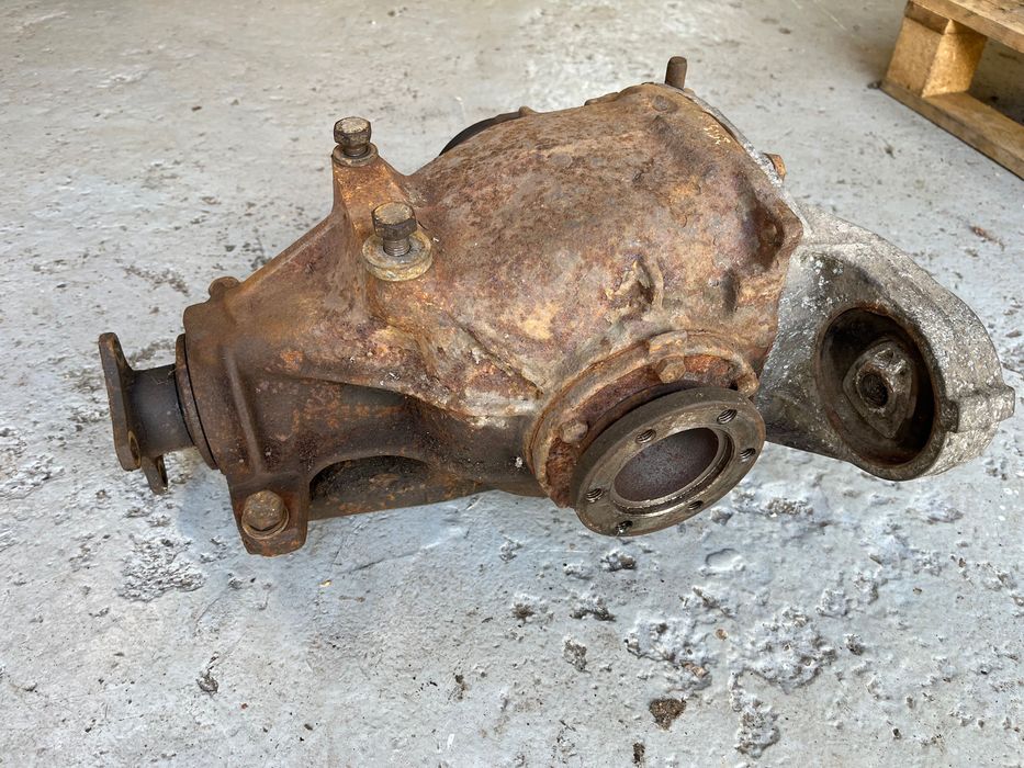 Most szpera 3,73 BMW E30 duża głowa