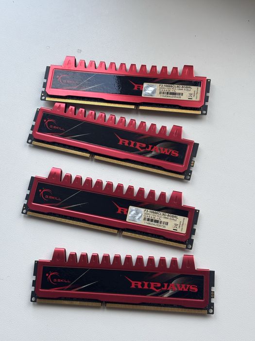 Оперативная память DDR3 16GB (4x4GB) G.Skill Ripjaws 1333MHz