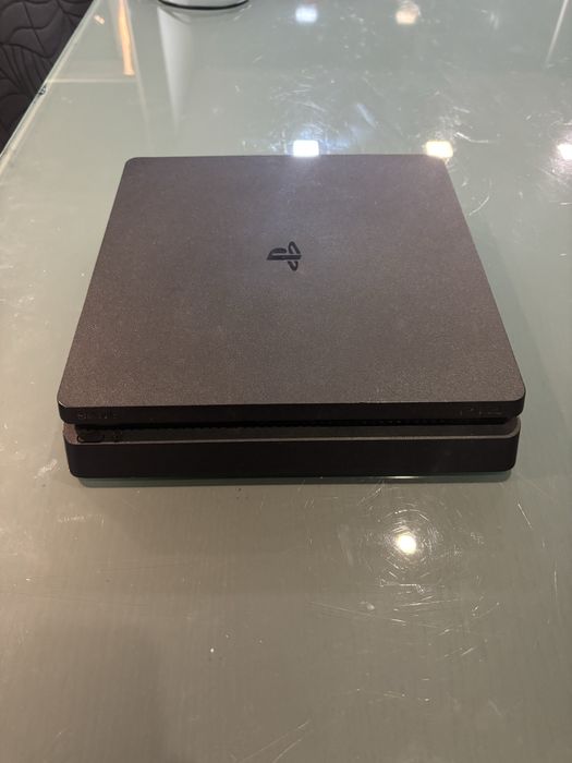 PS4 Slim 872GB+ Comando Original + Cabos | Excelente Estado