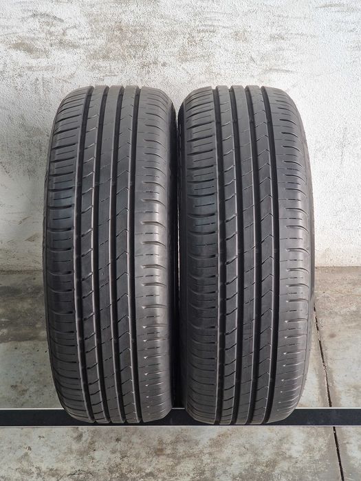 2 Pneus KUMHO 205/60R15 Semi Novos
