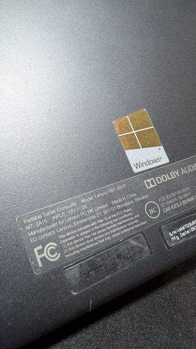 Планшет-трансформер Lenovo Yoga Windows 11