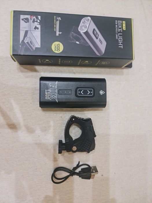 Lampka rowerowa 1200 Lumens / Powerbank
