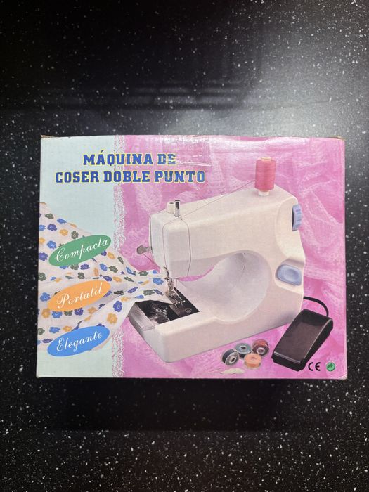 Maquina de Costura Eletrica