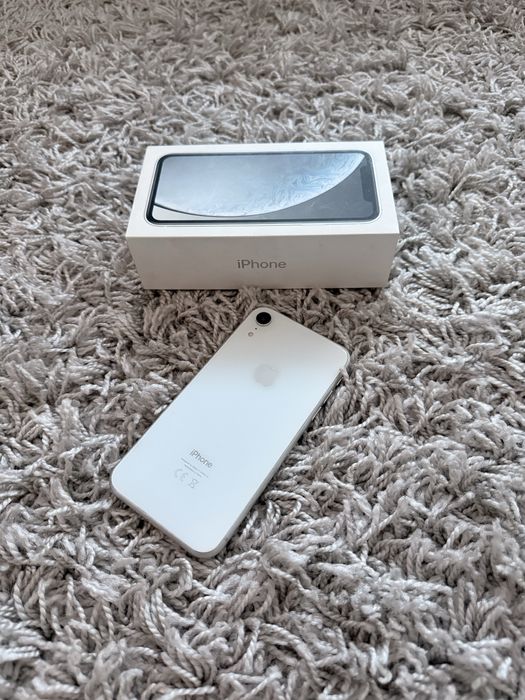 Apple Iphone XR - 64 GB Biały