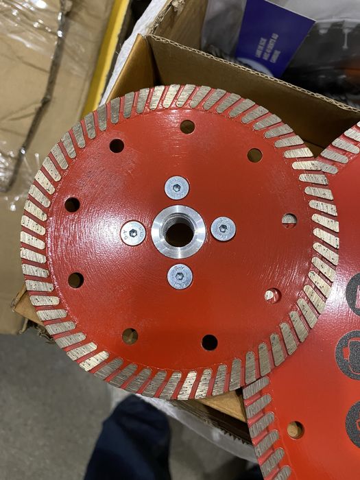 Диск алмазный 125, 230, 350 по бетону.