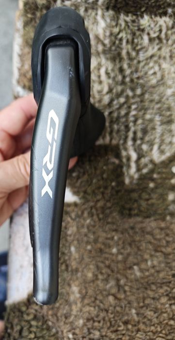 Klamkomanetka Shimano Grx Di2 815 prawa Uszkodzona  !!!