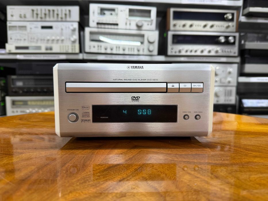 Odtwarzacz płyt CD/DVD Yamaha DVD-E810, Audio Room