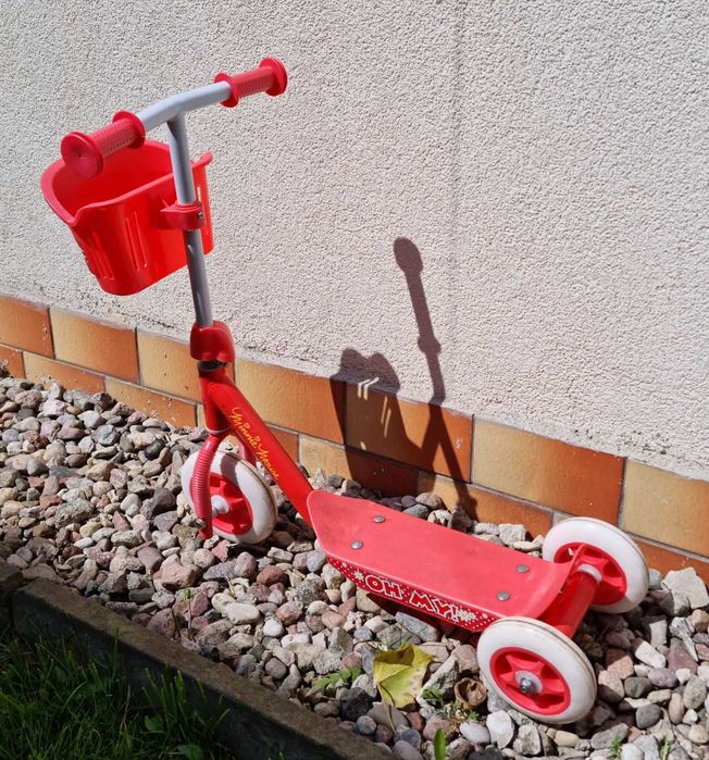 Hulajnoga dla dziecka Minnie Mouse, czerwona, 3-kołowa okazja