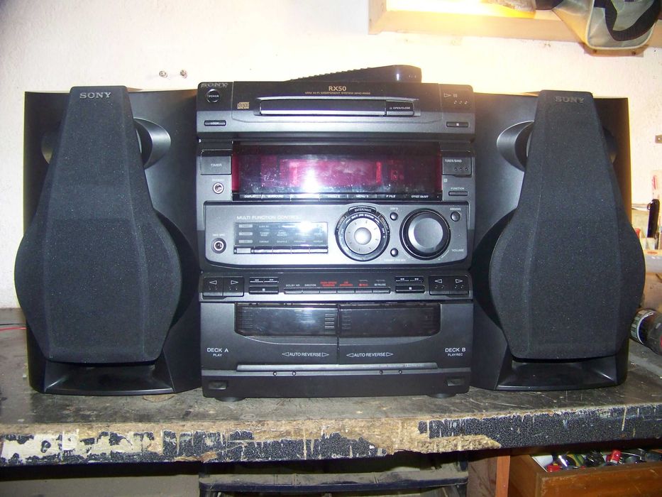 Sony MIDI RX 50 System and Speakers (Partially Damaged)64739412729473120