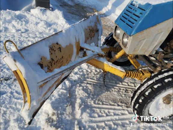 лопата до трактора ХТЗ 25.