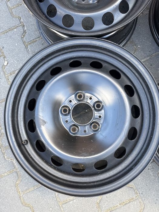 Felgi aluminiowe 17 cali 5x120 et 34 7,5J Bmw Opel Insignia