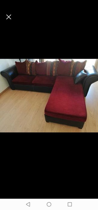 Sofá com chaise longue amovível