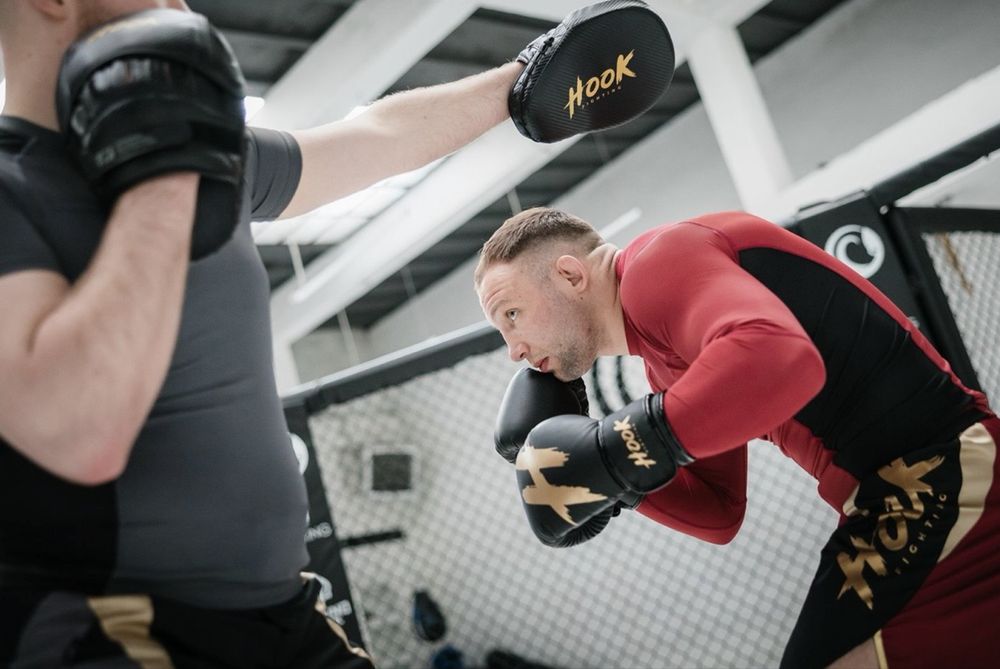 Лапи для тренувань HOOK FIGHTING Carbon чорний