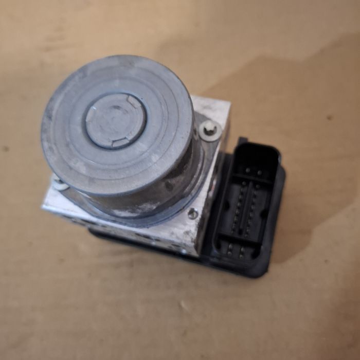 Kawasaki ER6 pompa ABS