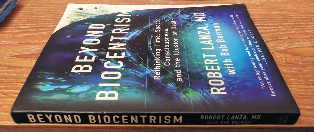 Livro 'Beyond Biocentrism'