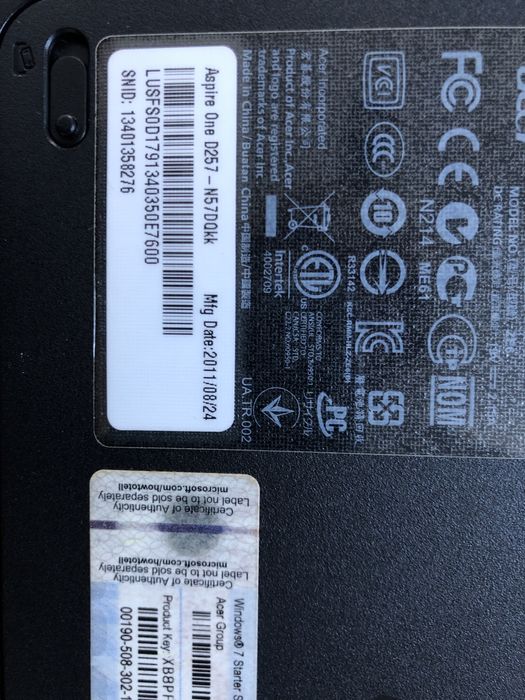 laptop: ACER ASPIRE ONE D257