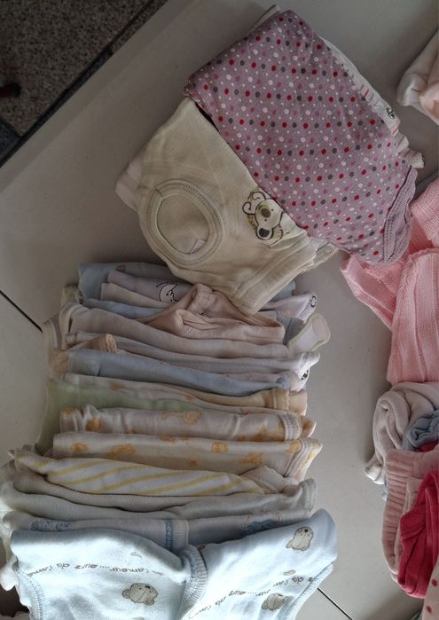 Lote de bébé 0 meses 1 mese.